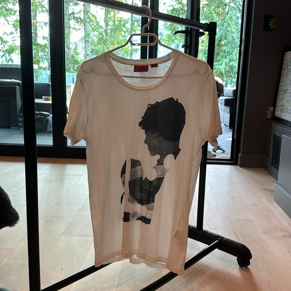 “Two Face” Hugo Boss Classic Tee - Picture 1 of 3